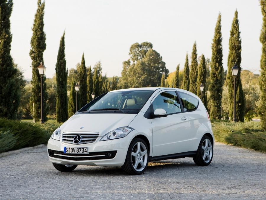  Mercedes-Benz A170 3-Door 2008 года  (фото 3 из 12)
